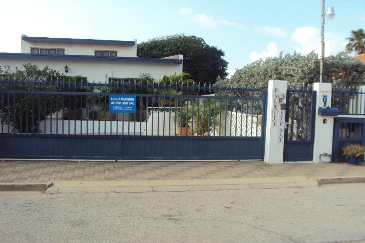 Aruba Harmony Apartments オラニエスタッド エクステリア 写真